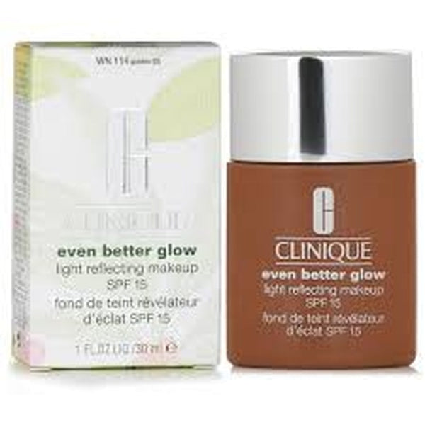Clinique Even Better Glow Light Reflecting Liquid Foundation SPF15 30ml - 114 Golden