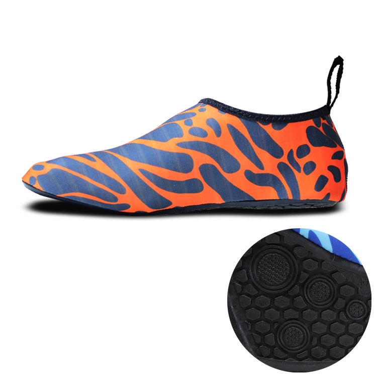 Non-slip Wear-resisting Thick Rubber Sole Diving Shoes and  Socks, One Pair, M, L