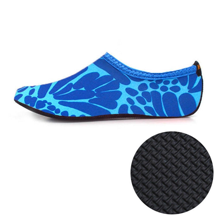 3mm Non-slip Rubber Embossing Texture Sole Figured Diving Shoes and Socks, One Pair, XXXS, XXS, XS, S, M, L