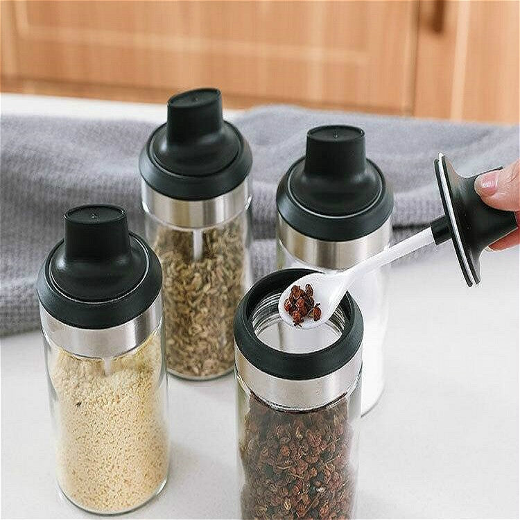 Kitchenware Seasoning Jar Spoon Cover Integrated Sealing Moisture-proof Cruet, White