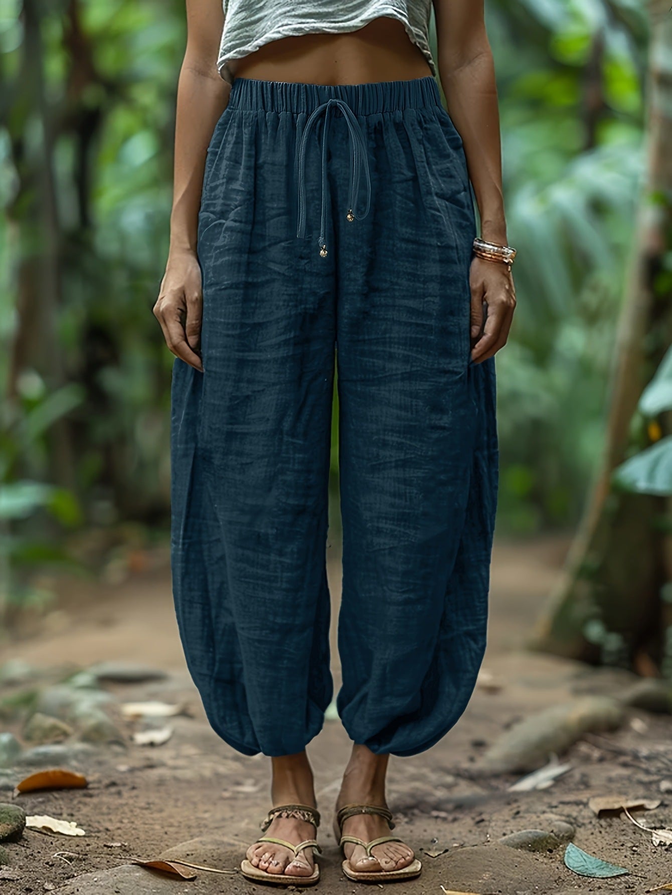 Spring/Summer New Women's Casual Lantern Pants with Elastic Drawstring Waist, Patch Pockets, Loose Fit, Cropped Length