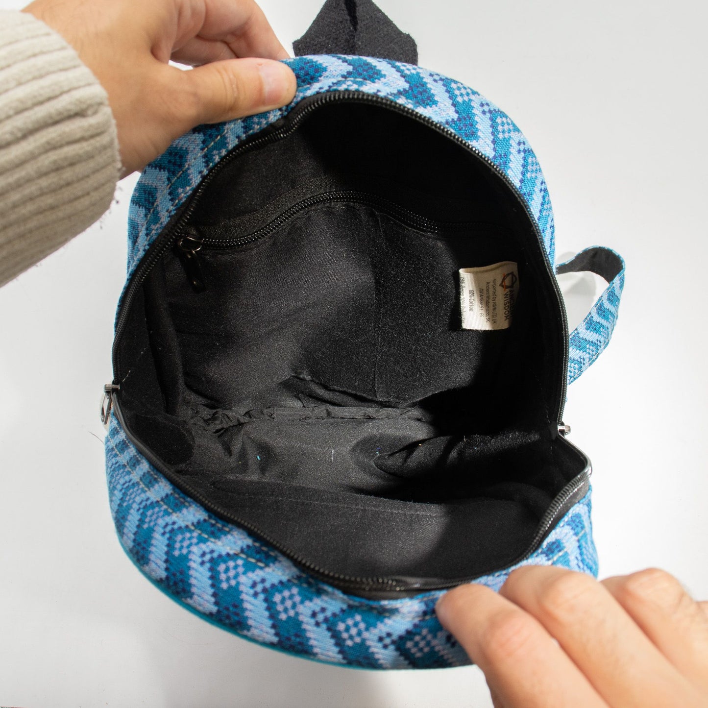 Medium Kathmandu Backpack – Dhaka Design (30x21x9cm)
