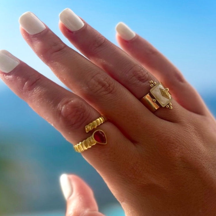 Luna Wide Band Irregular Crystal Ring