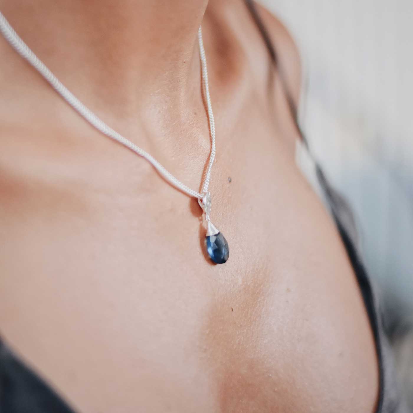 Classic Athena Gemstone Necklace: Silver & Iolite